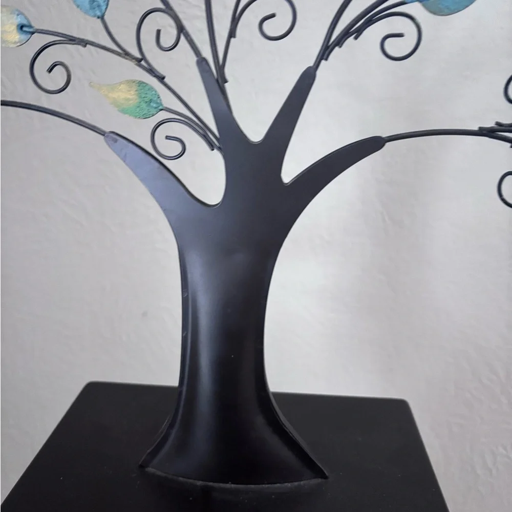 Vintage 2002 Hallmark keepsake large picture frame tree. - Picture 4 of 8